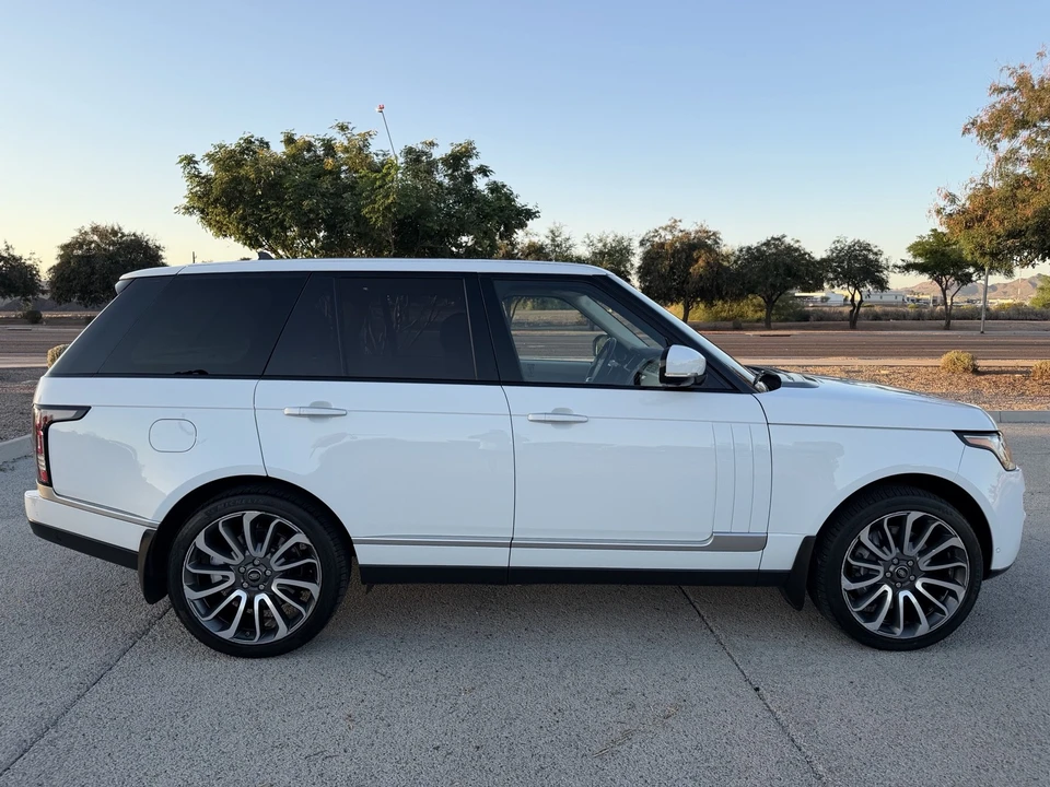 2015 Land Rover Range Rover L405 - Image 4 of 21