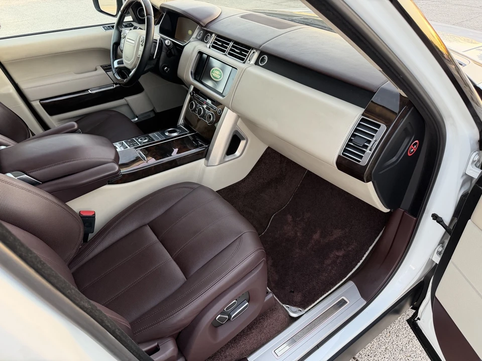 2015 Land Rover Range Rover L405 - Image 26 of 31
