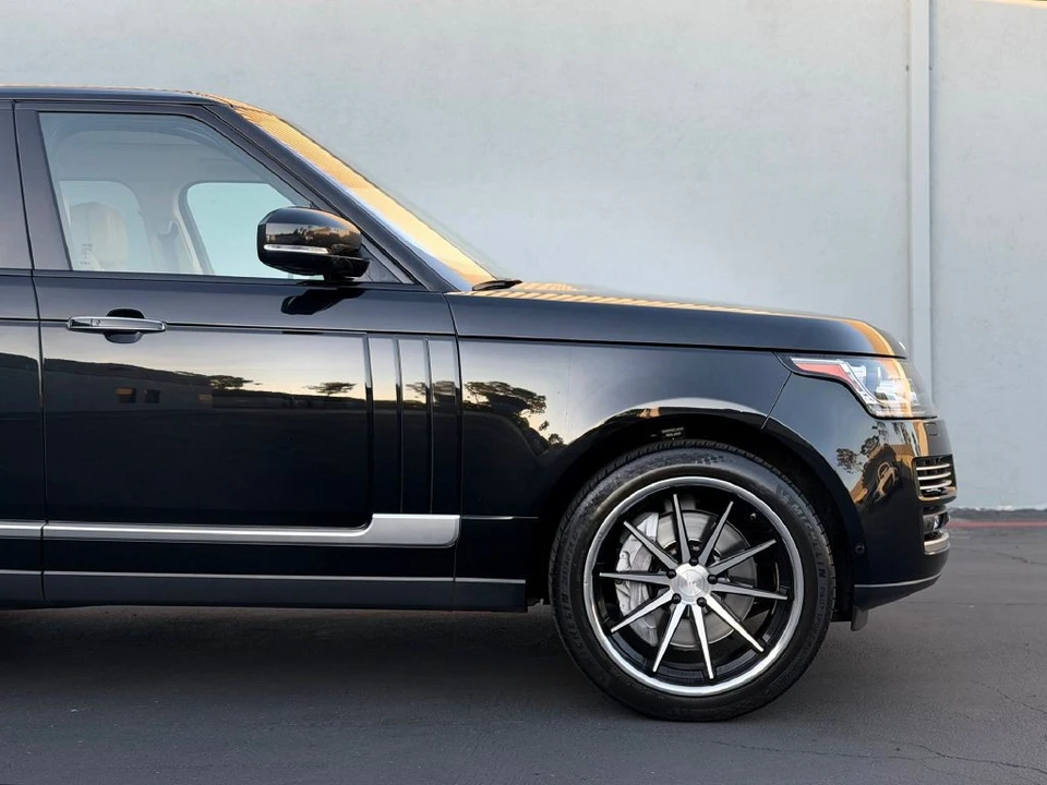 2015 Land Rover Range Rover L405 - Image 6 of 21