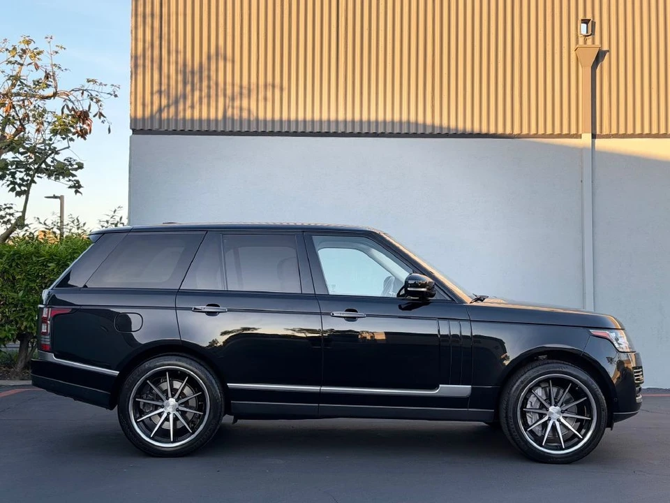 2015 Land Rover Range Rover L405 - Image 3 of 21