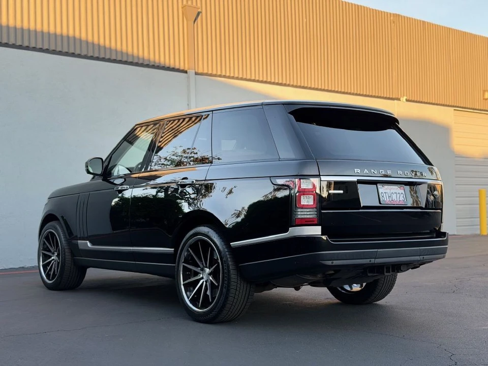 2015 Land Rover Range Rover L405 - Image 11 of 21