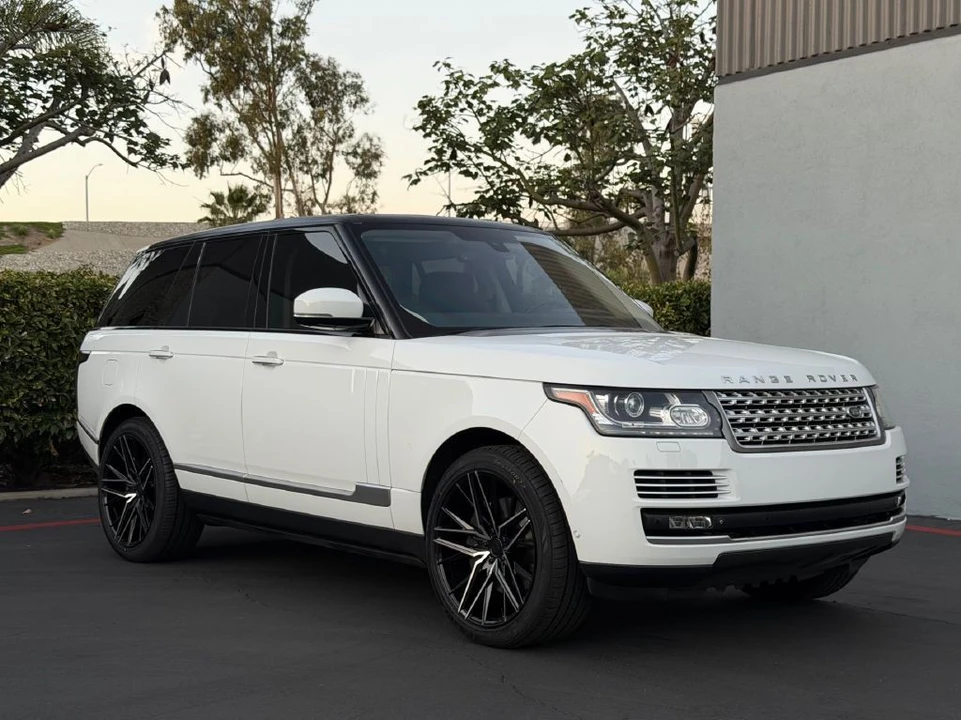 2015 Land Rover Range Rover L405 - Image 3 of 21