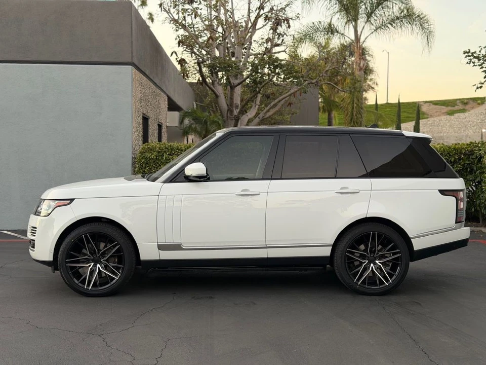 2015 Land Rover Range Rover L405 - Image 13 of 21