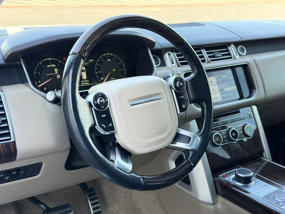 2015 Land Rover Range Rover L405 - Image 19 of 21