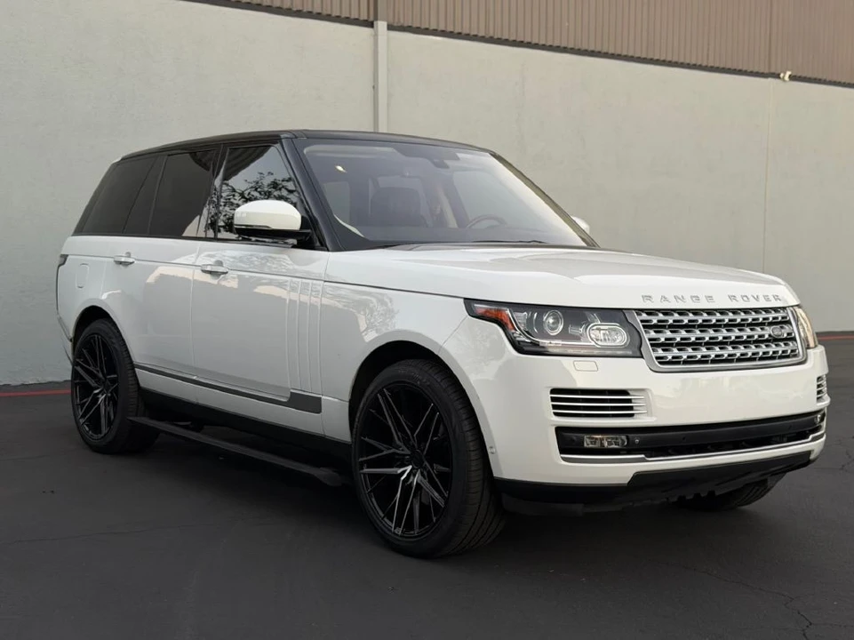 2015 Land Rover Range Rover L405 - Image 11 of 21