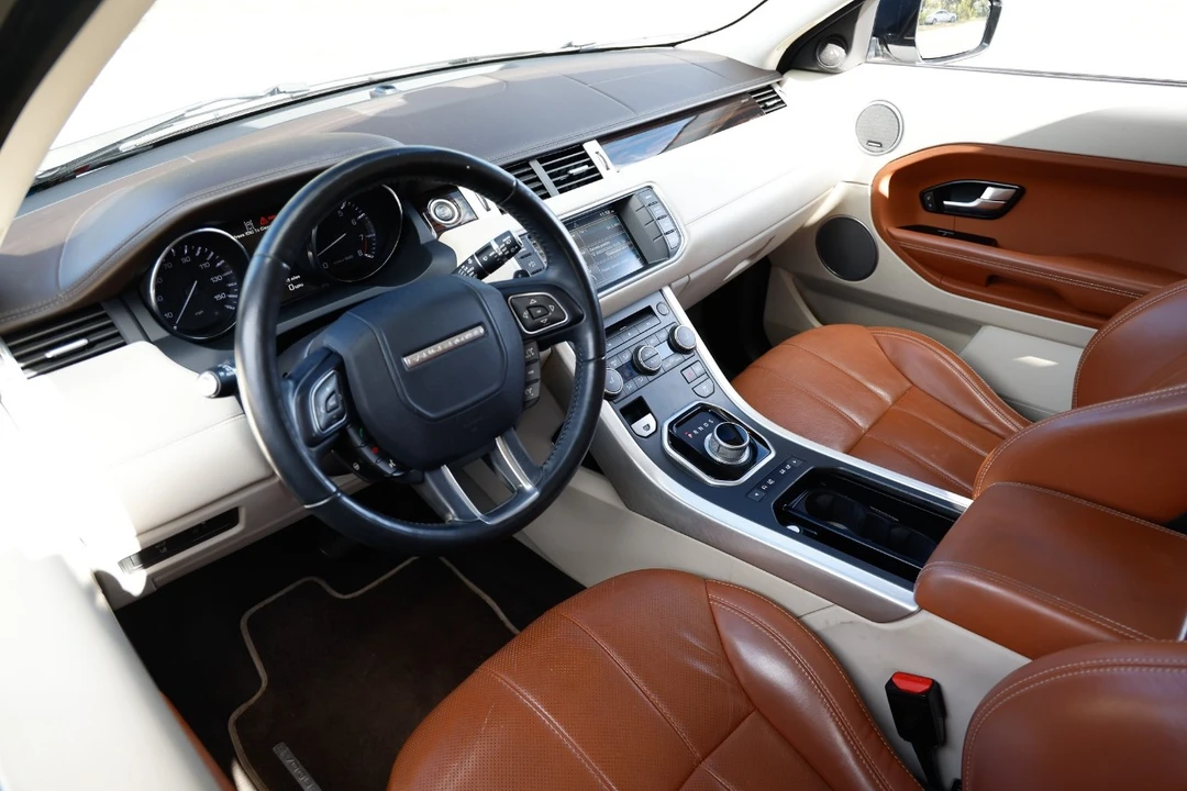 2015 Land Rover Range Rover L405 - Image 4 of 12