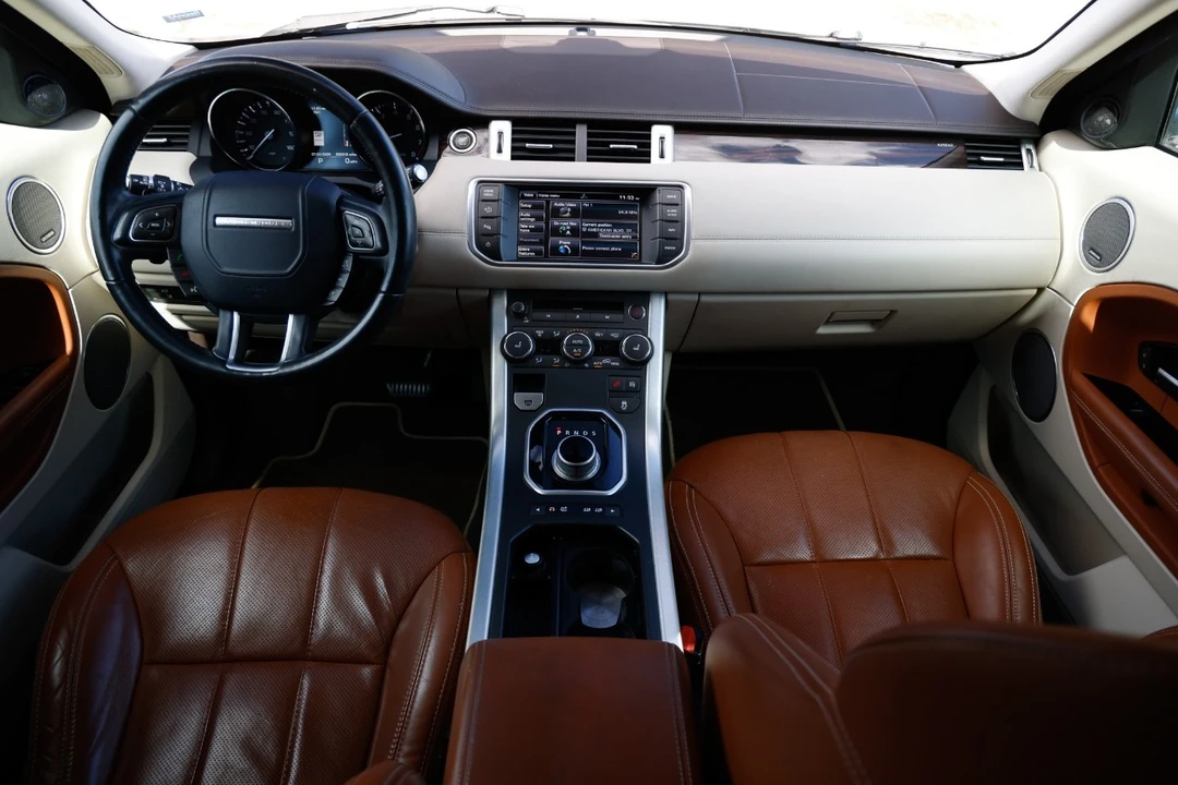 2015 Land Rover Range Rover L405 - Image 2 of 12