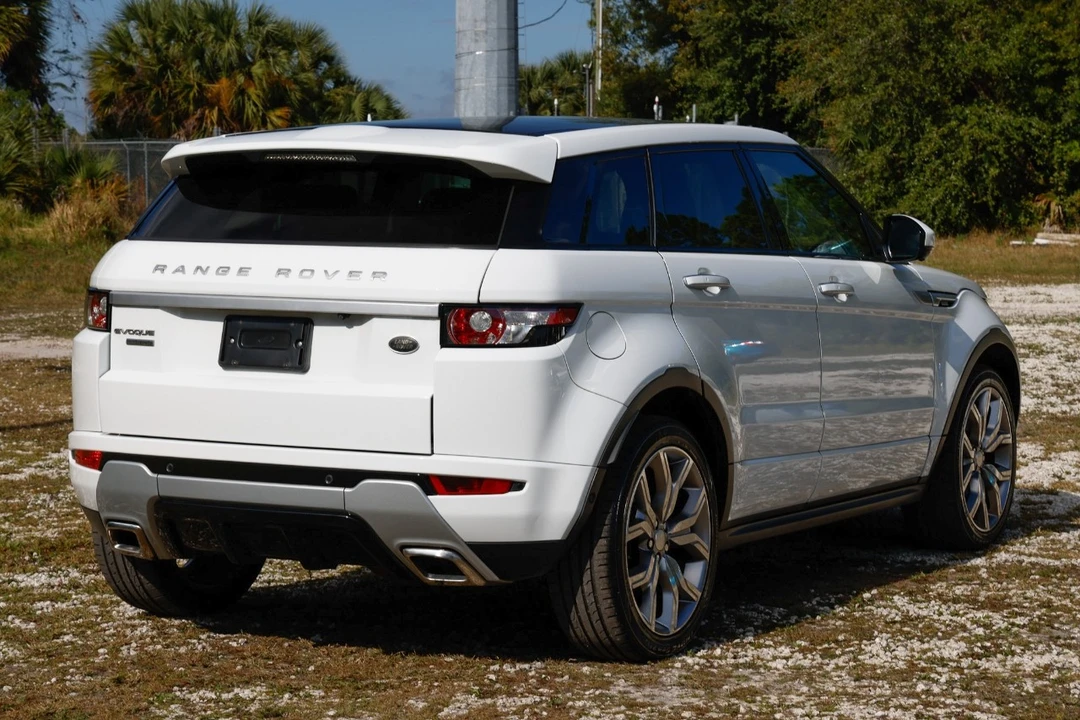 2015 Land Rover Range Rover L405 - Image 11 of 12