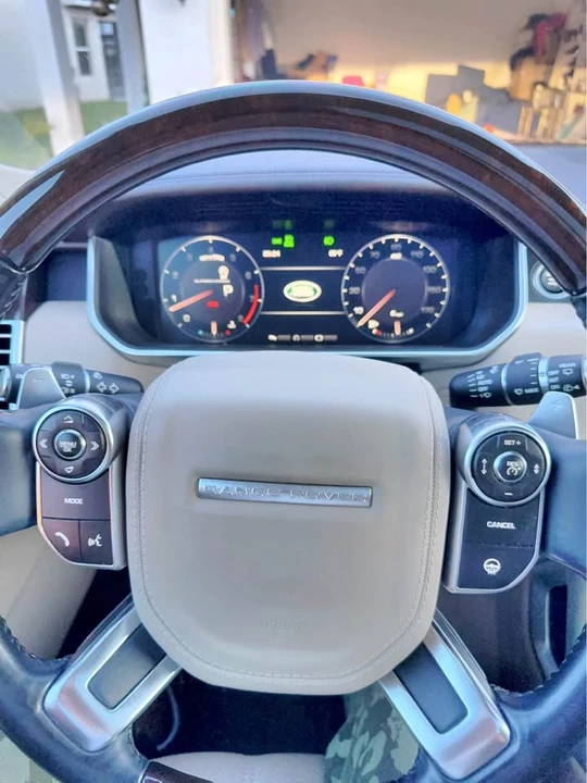 2015 Land Rover Range Rover L405 - Image 13 of 20