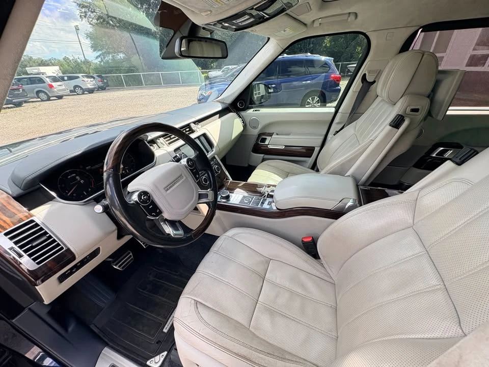 2015 Land Rover Range Rover L405 - Image 9 of 17