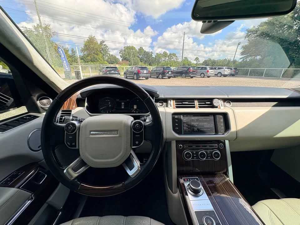 2015 Land Rover Range Rover L405 - Image 11 of 17