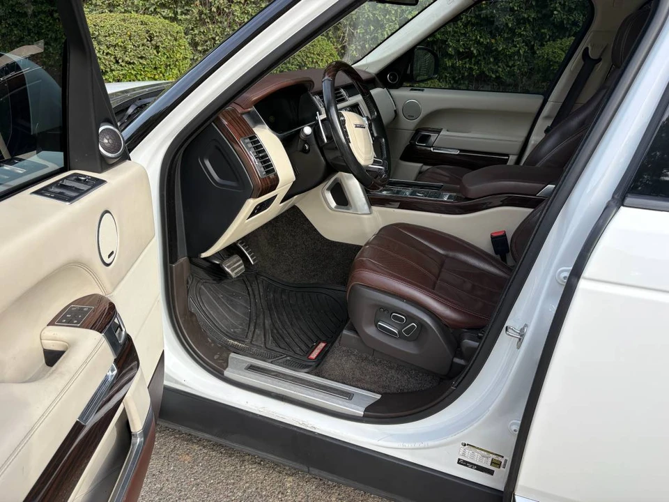 2015 Land Rover Range Rover L405 - Image 10 of 22