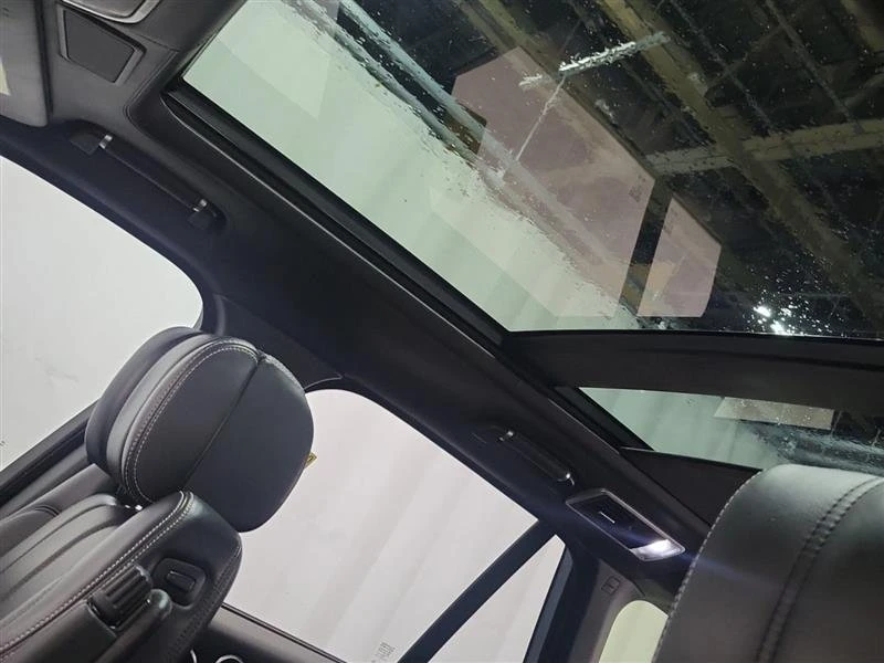 2015 Land Rover Range Rover L405 - Image 11 of 11