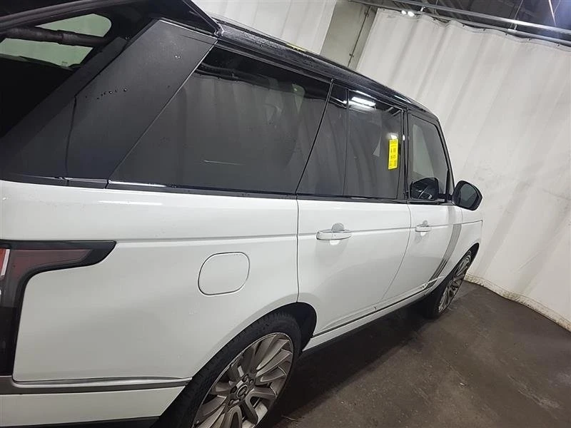 2015 Land Rover Range Rover L405 - Image 4 of 11