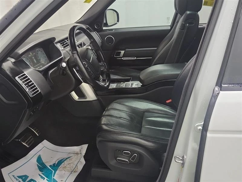 2015 Land Rover Range Rover L405 - Image 8 of 11