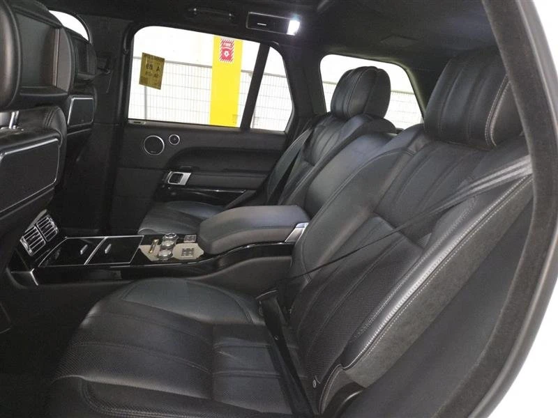 2015 Land Rover Range Rover L405 - Image 9 of 11