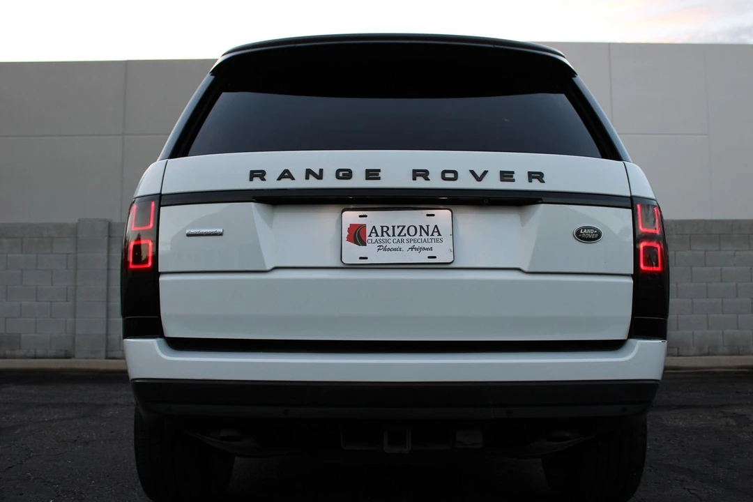 2015 Land Rover Range Rover L405 - Image 22 of 31