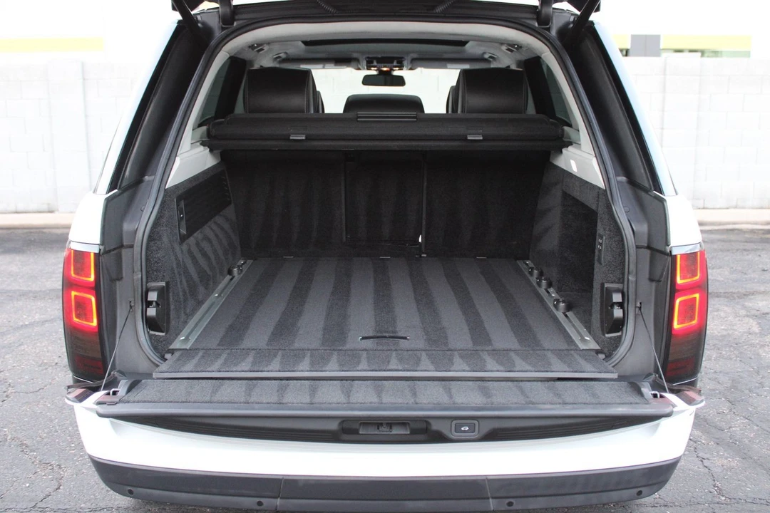 2015 Land Rover Range Rover L405 - Image 25 of 31