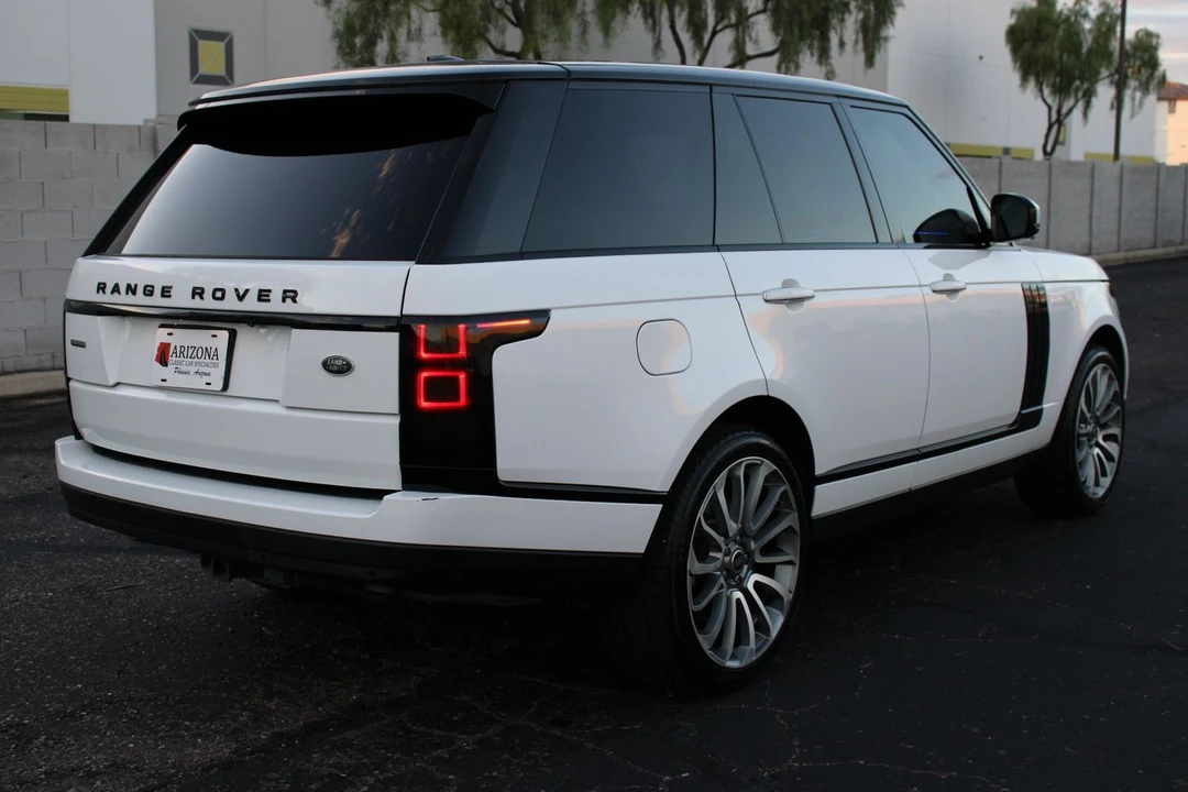 2015 Land Rover Range Rover L405 - Image 4 of 21