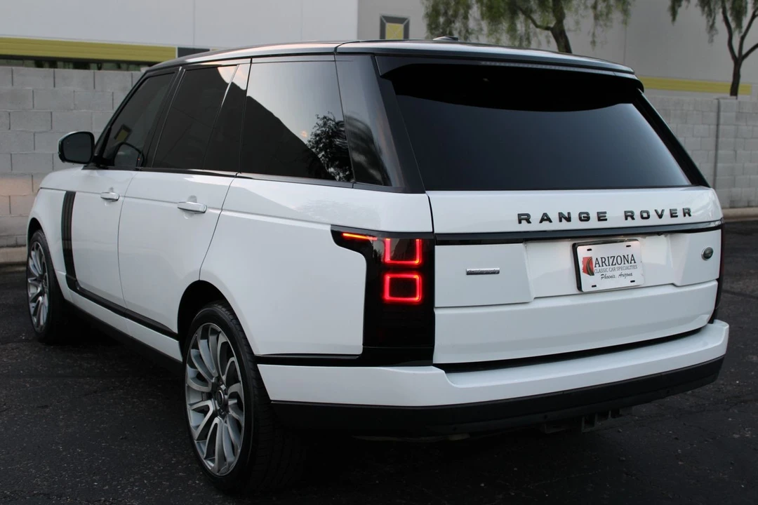 2015 Land Rover Range Rover L405 - Image 23 of 31