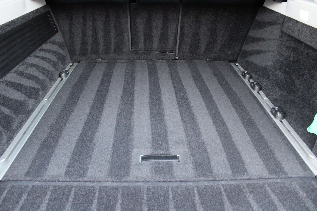 2015 Land Rover Range Rover L405 - Image 26 of 31