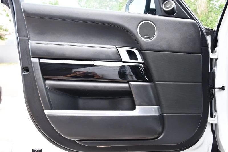 2015 Land Rover Range Rover L405 - Image 11 of 20