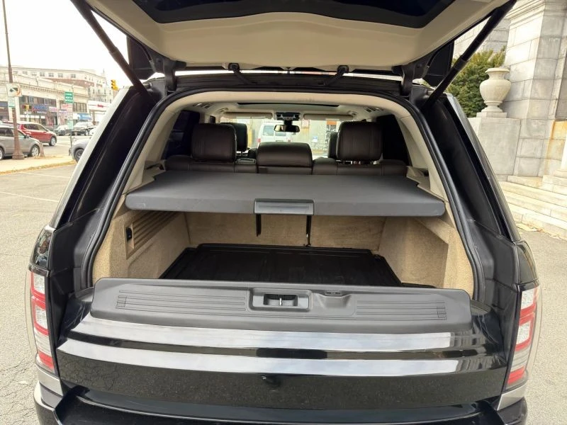 2015 Land Rover Range Rover L405 - Image 6 of 12