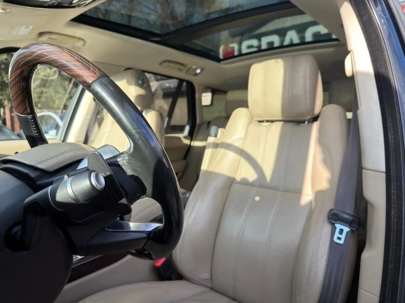 2015 Land Rover Range Rover L405 - Image 11 of 12