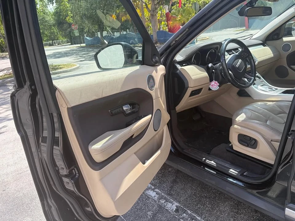 2015 Land Rover Range Rover Evoque 1st Gen - Image 4 of 7