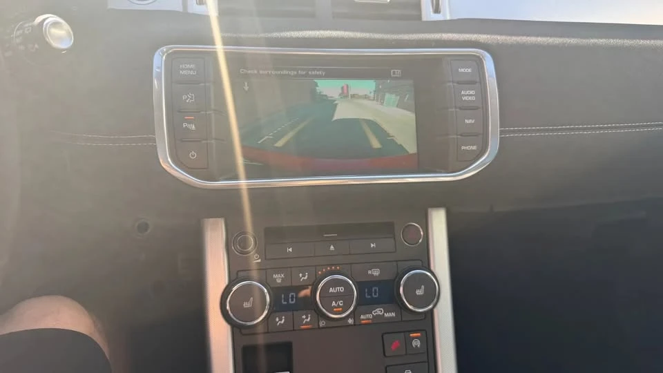 2015 Land Rover Range Rover Evoque 1st Gen - Image 15 of 20