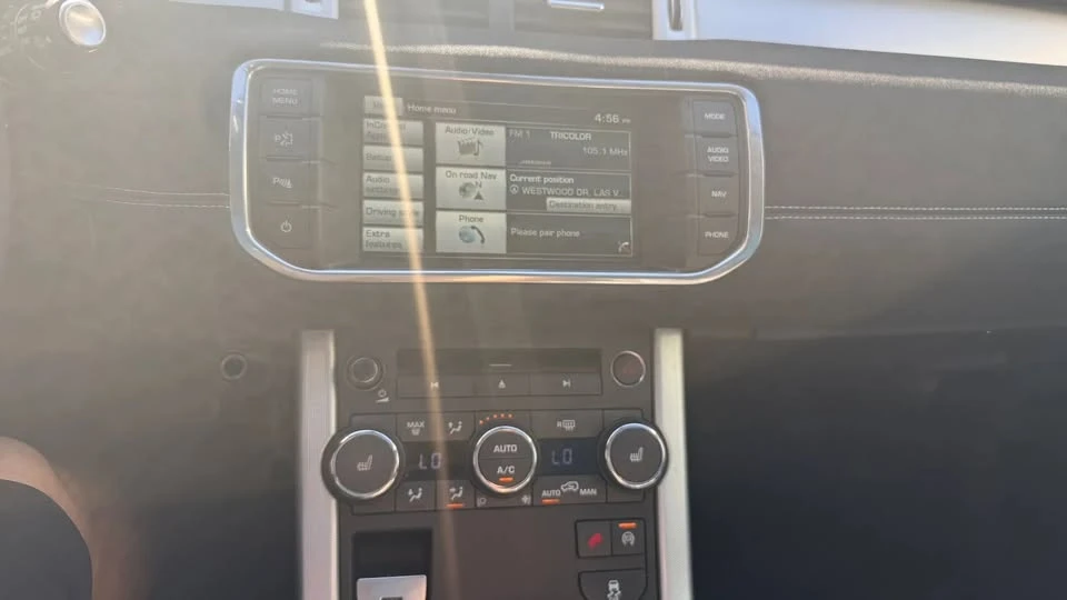 2015 Land Rover Range Rover Evoque 1st Gen - Image 13 of 20