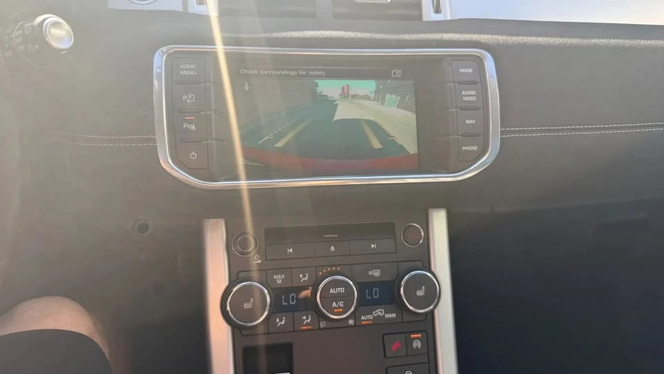 2015 Land Rover Range Rover Evoque 1st Gen - Image 19 of 20