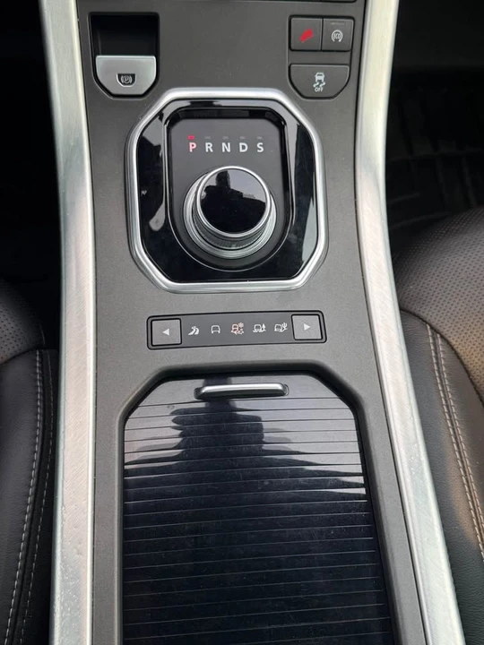 2015 Land Rover Range Rover Evoque 1st Gen - Image 13 of 19