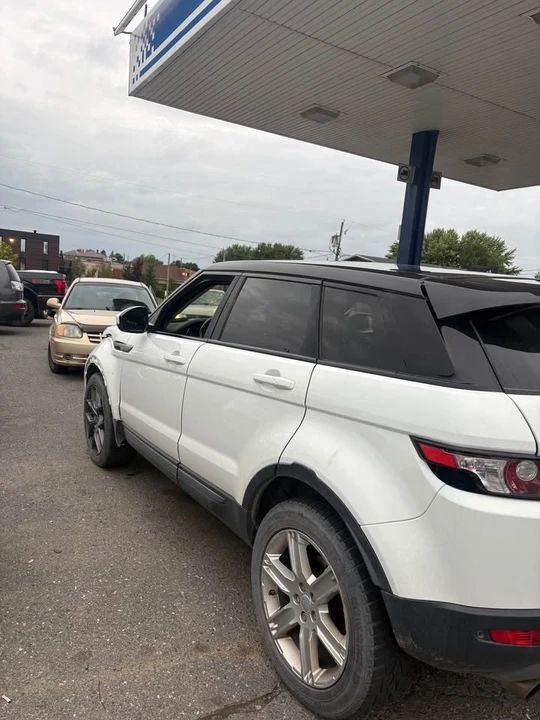 2015 Land Rover Range Rover Evoque 1st Gen - Image 3 of 4