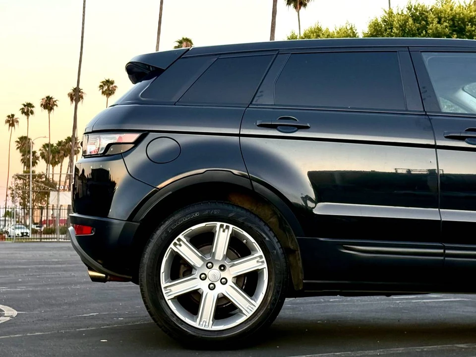 2015 Land Rover Range Rover Evoque 1st Gen - Image 4 of 18