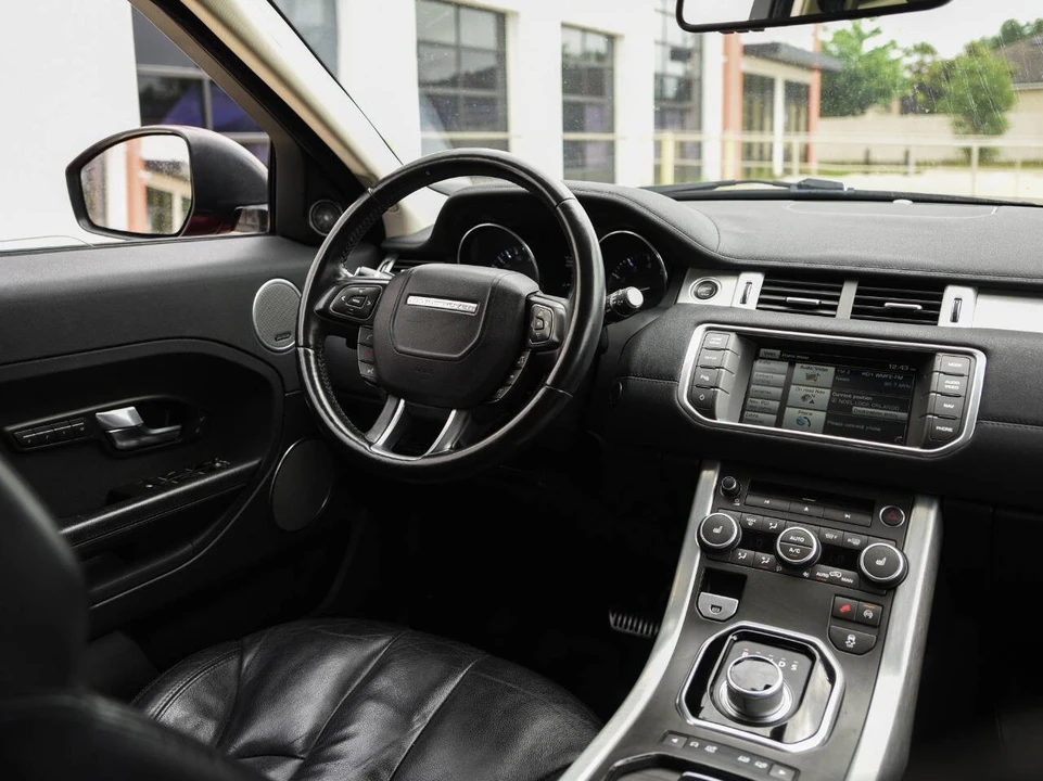 2015 Land Rover Range Rover Evoque 1st Gen - Image 17 of 21