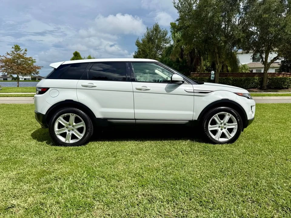 2015 Land Rover Range Rover Evoque 1st Gen - Image 5 of 16