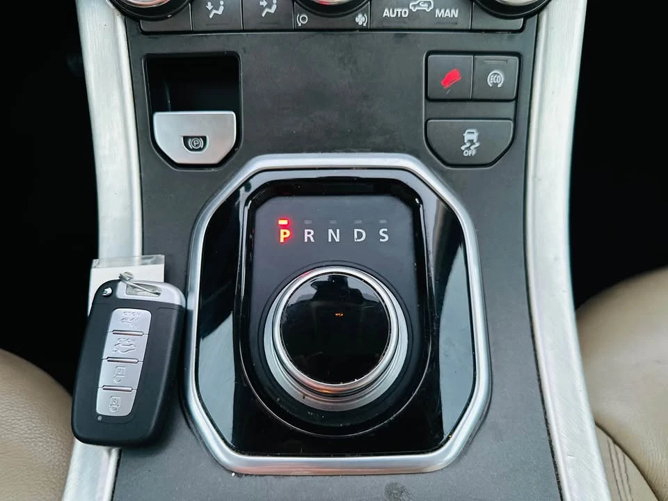 2015 Land Rover Range Rover Evoque 1st Gen - Image 13 of 15