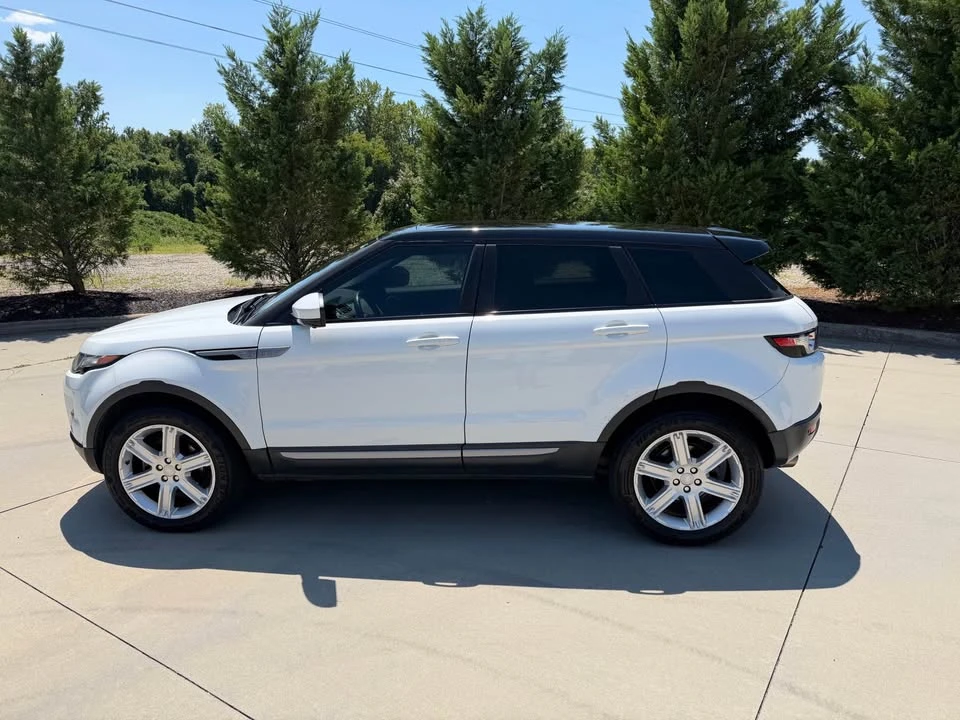 2015 Land Rover Range Rover Evoque 1st Gen - Image 4 of 12