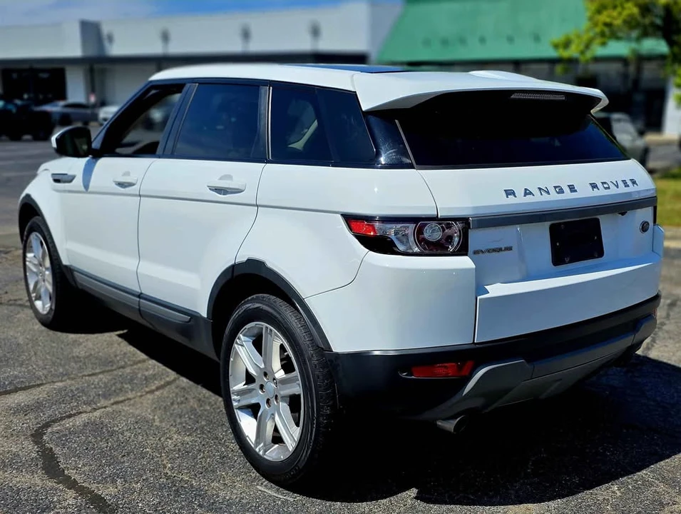 2015 Land Rover Range Rover Evoque 1st Gen - Image 3 of 12