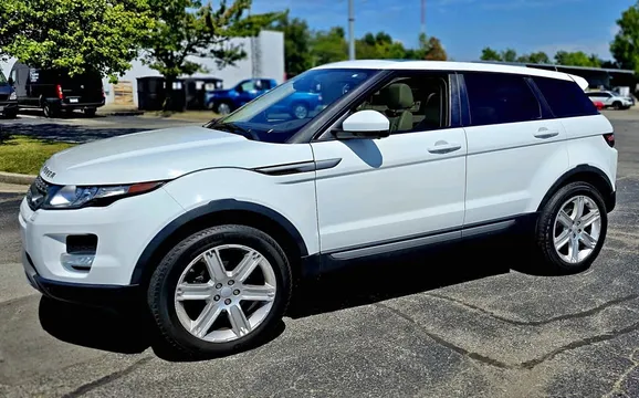 2015 Land Rover Range Rover Evoque Pure Plus Sport Utility 4D