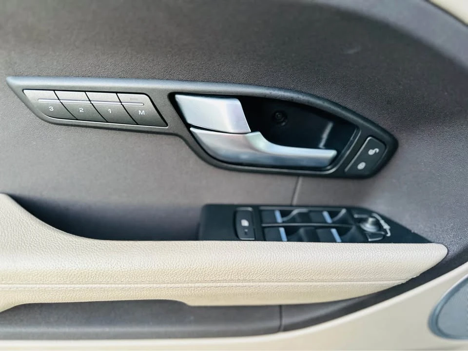 2015 Land Rover Range Rover Evoque 1st Gen - Image 7 of 14