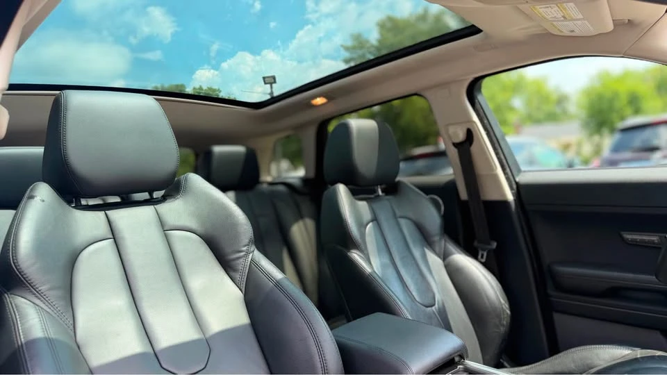 2015 Land Rover Range Rover Evoque 1st Gen - Image 8 of 19