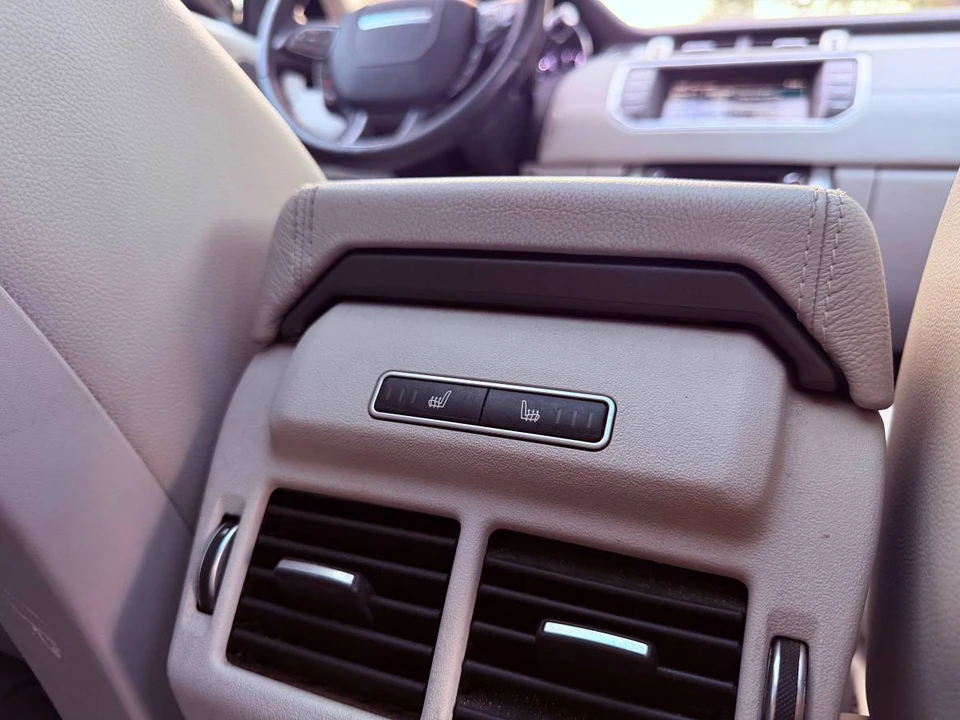 2015 Land Rover Range Rover Evoque 1st Gen - Image 19 of 20