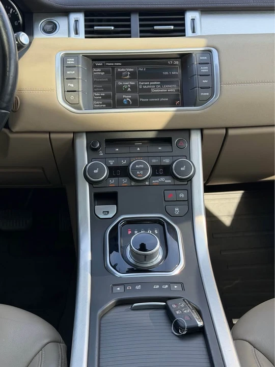 2015 Land Rover Range Rover Evoque 1st Gen - Image 14 of 17