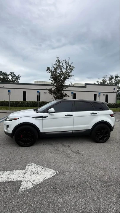 2015 Land Rover Range Rover Evoque 1st Gen - Image 3 of 10