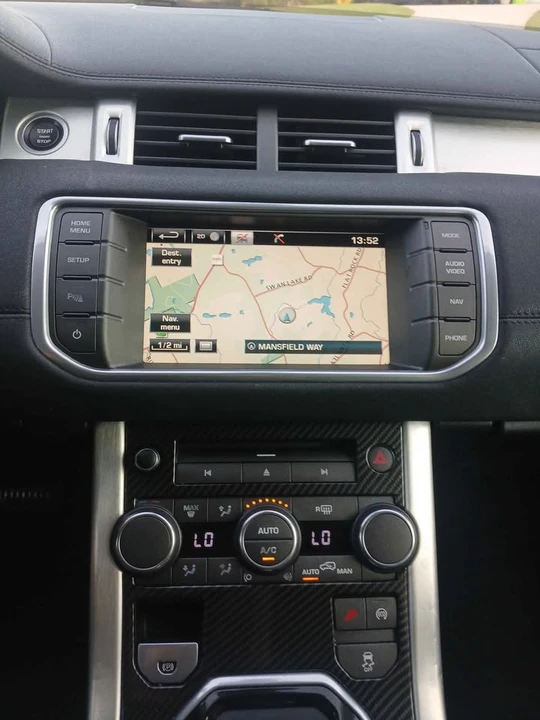2015 Land Rover Range Rover Evoque 1st Gen - Image 8 of 13
