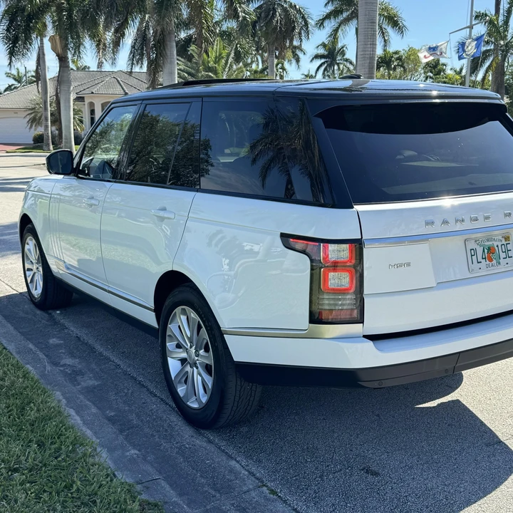 2015 Land Rover Range Rover L405 - Image 9 of 12