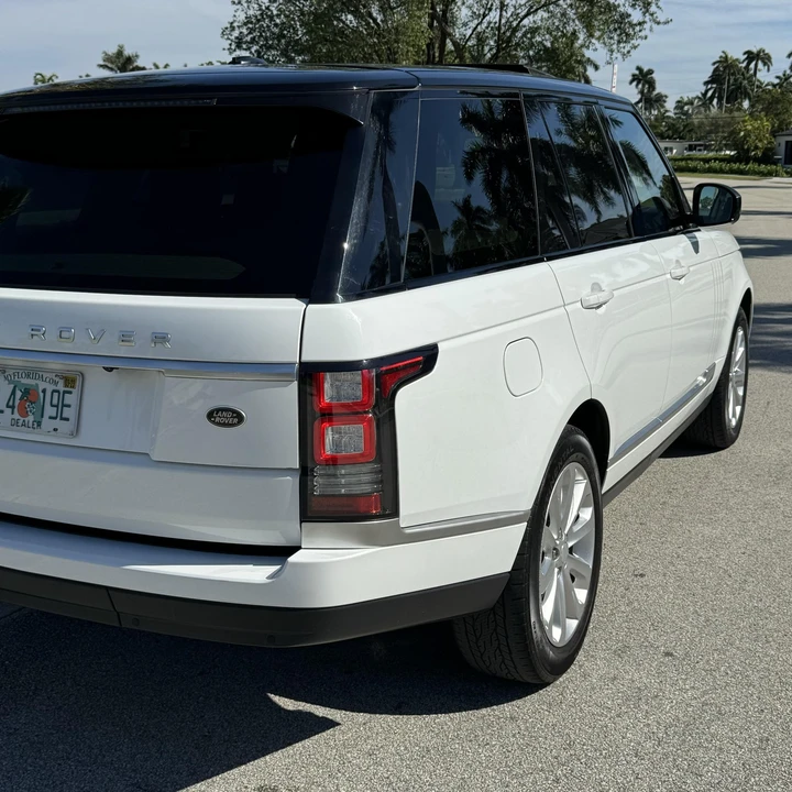 2015 Land Rover Range Rover L405 - Image 11 of 12