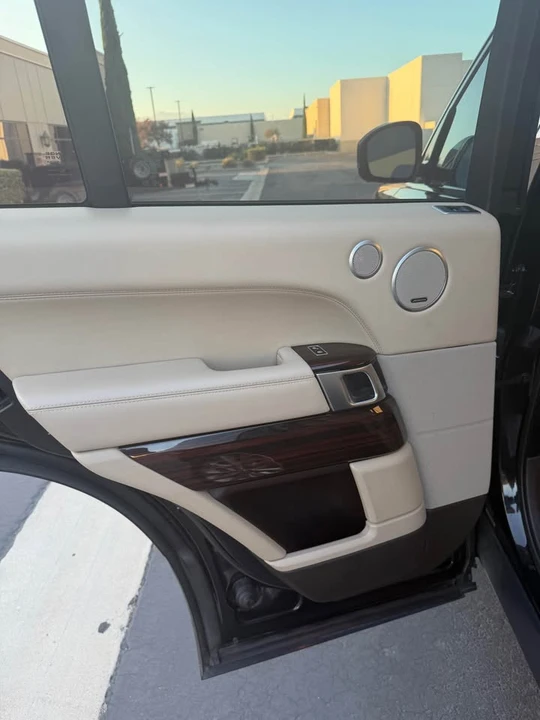 2015 Land Rover Range Rover L405 - Image 8 of 14